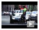 杠上了 Aventador与自行车伦敦街头对峙